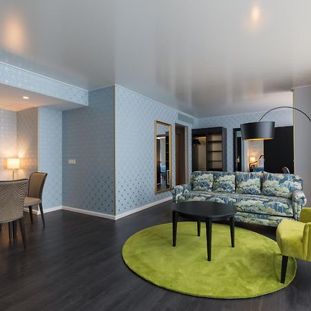 Thon Hotel Bristol Stephanie Brussel Bagian luar foto