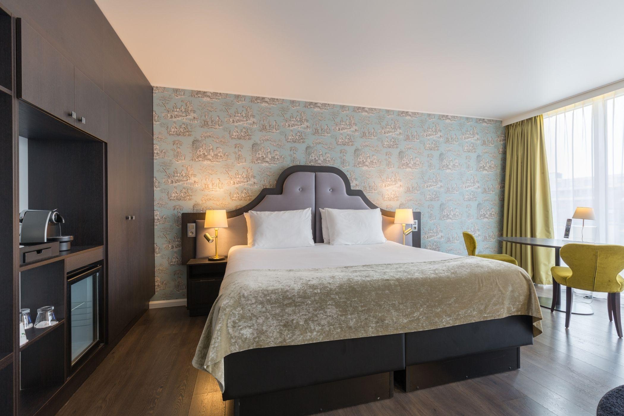 Thon Hotel Bristol Stephanie Brussel Bagian luar foto