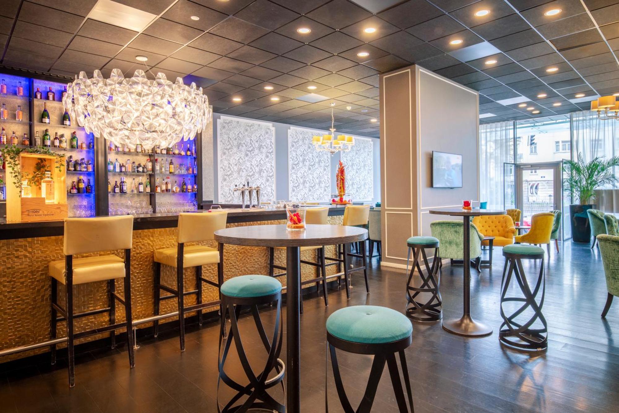 Thon Hotel Bristol Stephanie Brussel Bagian luar foto