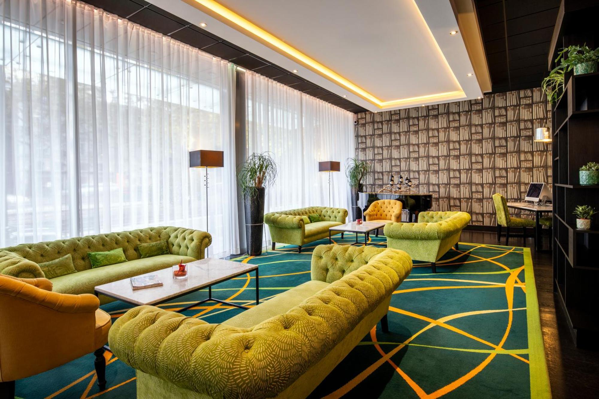Thon Hotel Bristol Stephanie Brussel Bagian luar foto