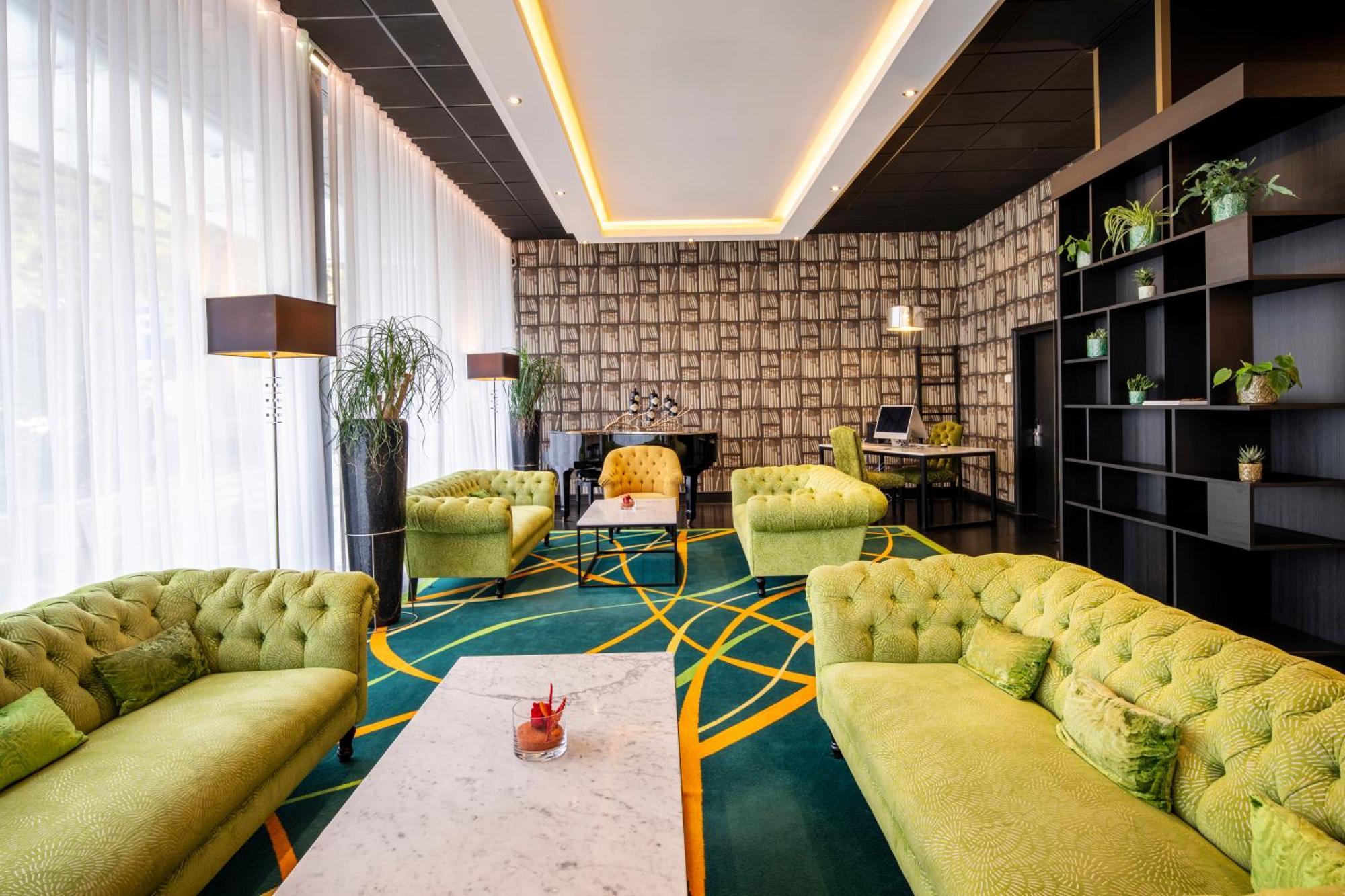 Thon Hotel Bristol Stephanie Brussel Bagian luar foto