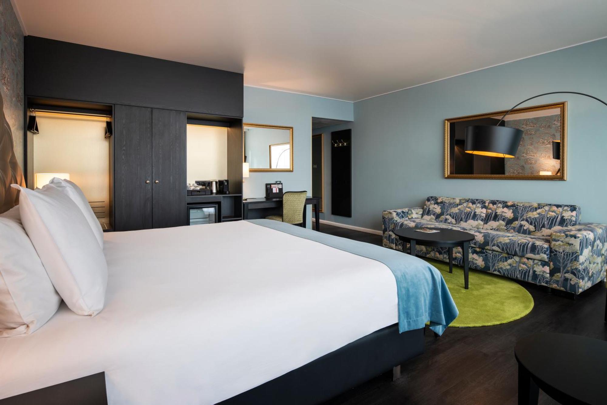 Thon Hotel Bristol Stephanie Brussel Bagian luar foto