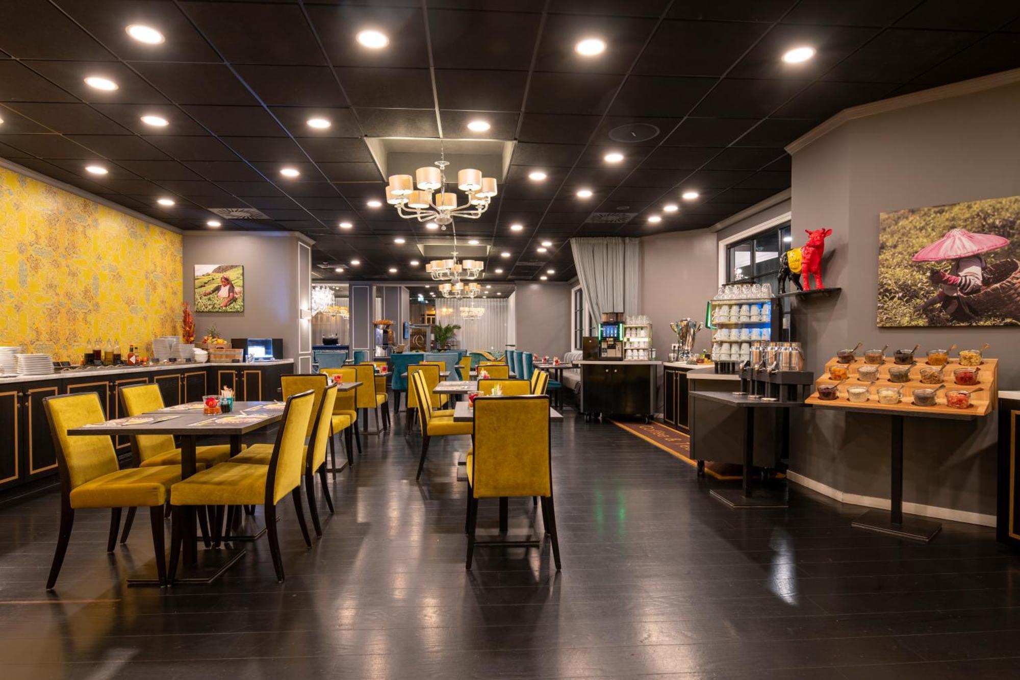 Thon Hotel Bristol Stephanie Brussel Bagian luar foto