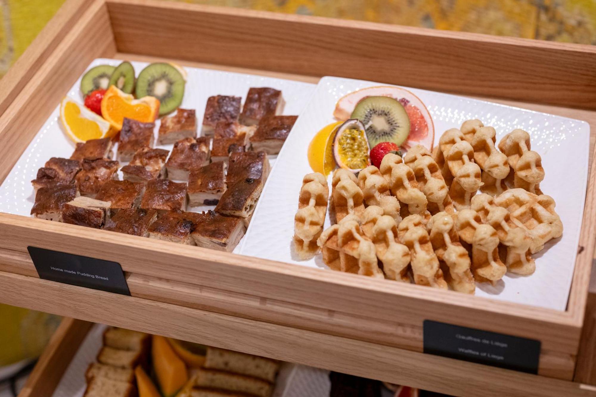 Thon Hotel Bristol Stephanie Brussel Bagian luar foto